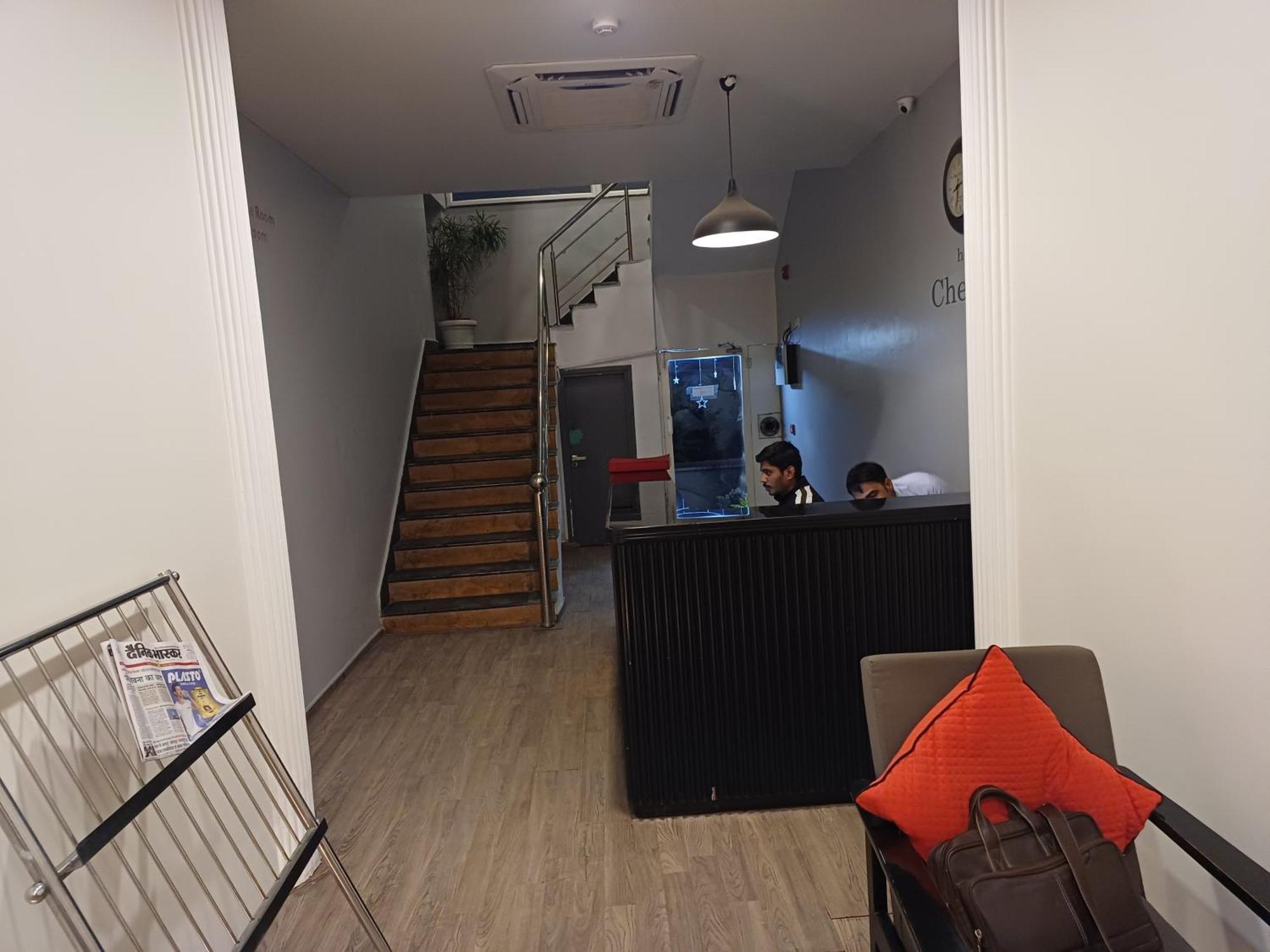 Hotel Chetram Elite Near Railway Station Джайпур Екстериор снимка