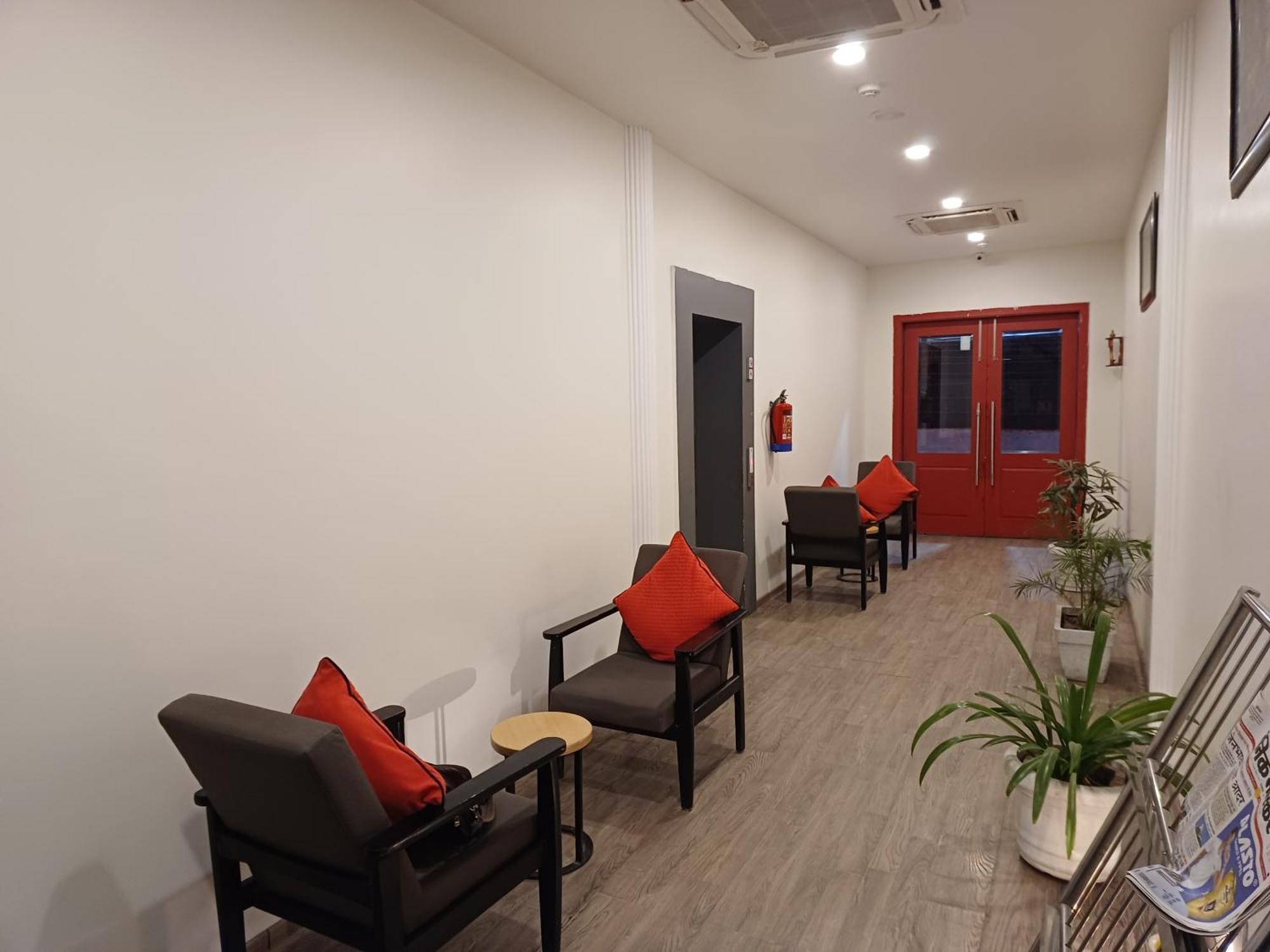 Hotel Chetram Elite Near Railway Station Джайпур Екстериор снимка