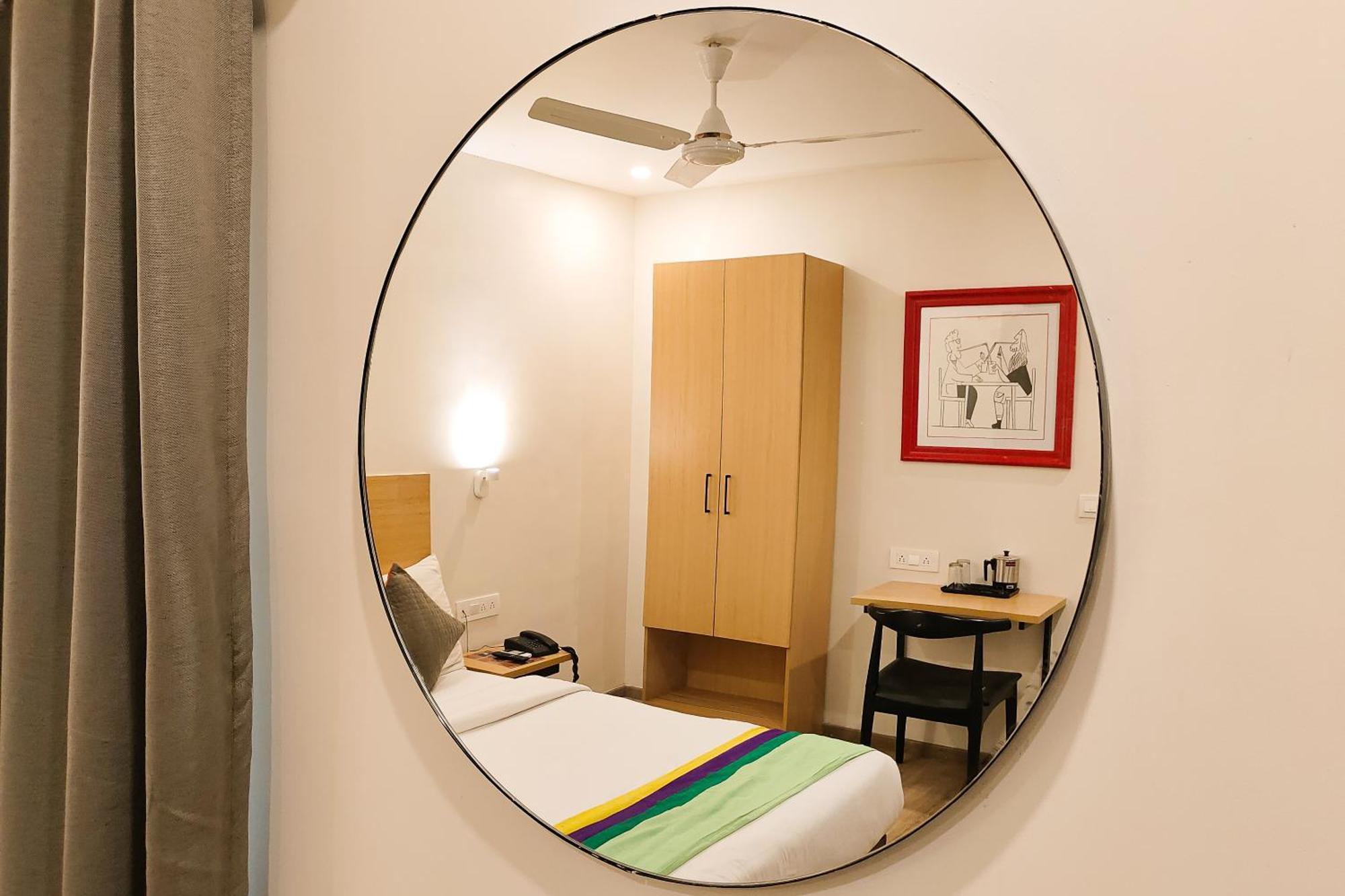Hotel Chetram Elite Near Railway Station Джайпур Екстериор снимка
